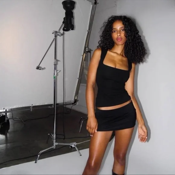 Danielle Guizio Top - Picture 3 of 4